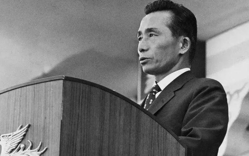 世界新闻报窃听事件视频，揭示媒体伦理与隐私权的冲突与反思，世界新闻报窃听事件视频，媒体伦理与隐私权的冲突引发社会反思
