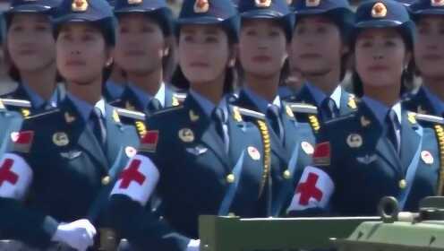 医疗兵女兵阅兵，展现女性力量与荣耀的瞬间，医疗兵女兵阅兵，展现女性力量与荣耀的壮丽瞬间