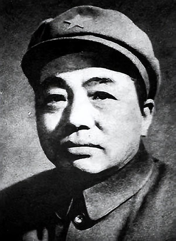 十大元帅最能打仗是谁——中国军事历史上的英勇传奇，中国军事历史上的英勇传奇，谁是最能征战的十大元帅？