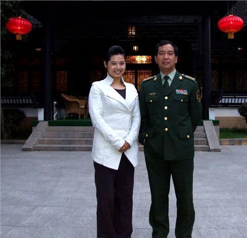 丁晓兵与陶婉珠,家族纽带与不凡人生,丁晓兵与陶婉珠,家族纽带铸就不凡人生