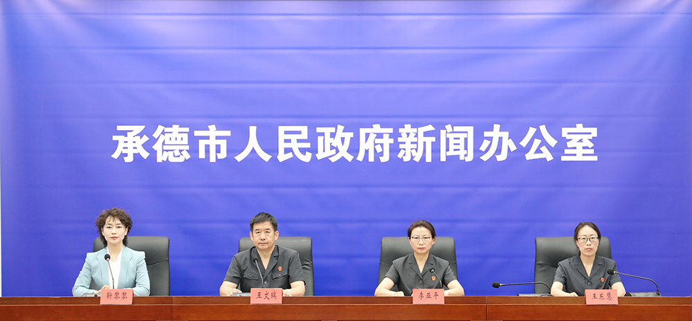 凤凰网新闻报道，揭示新闻背后的故事，凤凰网新闻报道揭秘，新闻背后的故事浮出水面