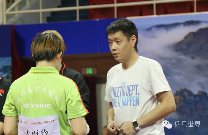 最新消息关于邱贻可,乒坛新星再度闪耀,乒坛新星邱贻可再度闪耀赛场