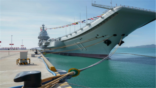 国内第一艘航母,壮丽起航,国家力量的象征,国内首艘航母壮丽起航,国家力量的骄傲象征