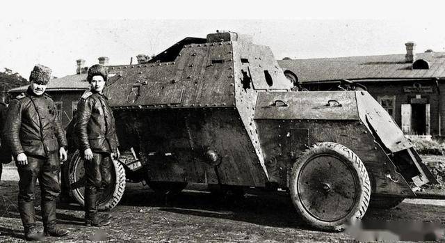 一战沙俄装甲车，历史长河中的钢铁巨兽，一战沙俄装甲车，钢铁巨兽的历史印记