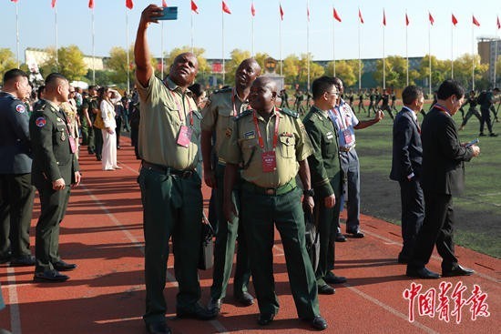 姜国营院长与中国人民武装警察部队特种警察学院的卓越发展，姜国营院长与武警特种警察学院卓越发展之路