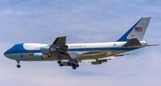 美国总统的空中座驾,空军一号飞机,空军一号,美国总统的空中座驾