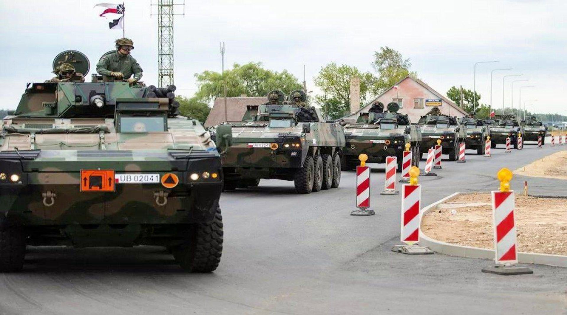 俄罗斯陆军规模,为何只有24万?,俄罗斯陆军规模之谜,为何仅维持24万兵力?