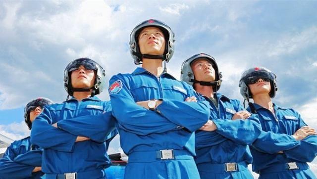 歼-35试飞工作,探索新一代舰载机的卓越性能,歼-35试飞探索新一代舰载机卓越性能风采