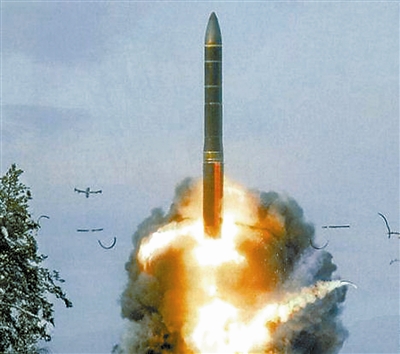 纸模的魅力,白杨导弹的模型制作之旅,白杨导弹纸模制作之旅,探索纸模的魅力