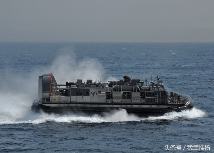 美国气垫船,探索水域与陆地的先锋技术,美国气垫船,水域陆地探索先锋技术揭秘