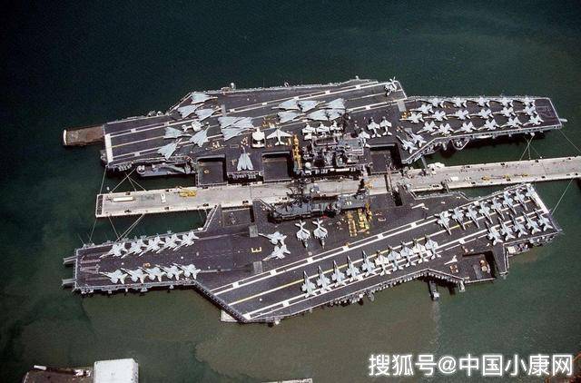 大型航母排水量揭秘,磅礴巨舰的吨位究竟有多大?,揭秘大型航母排水量,磅礴巨舰的吨位究竟如何?