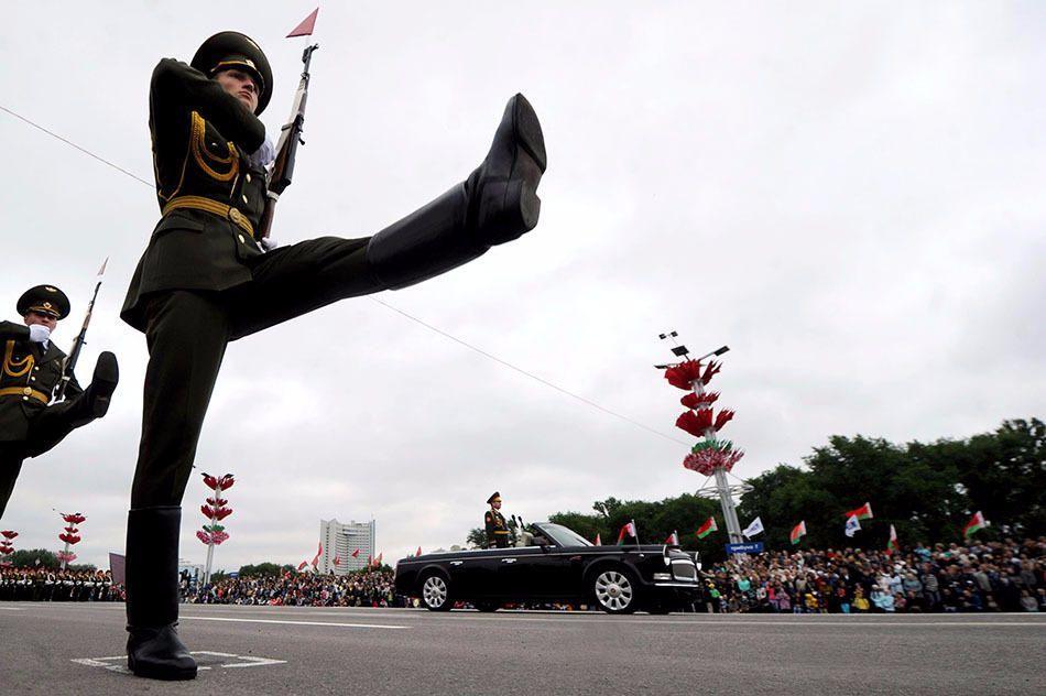 三军仪仗队与俄罗斯的阅兵盛典,跨越国界的荣耀,三军仪仗队与俄罗斯阅兵盛典,跨越国界的荣耀时刻