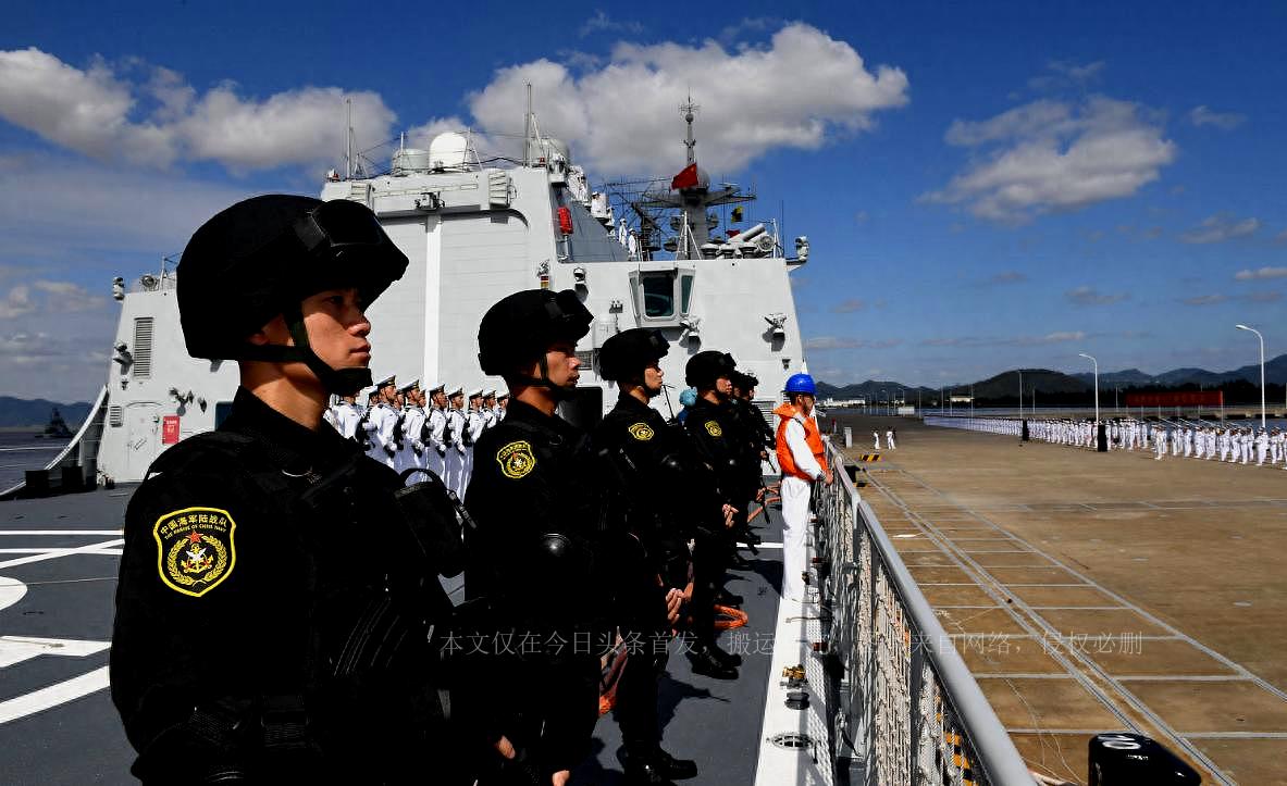 昆仑山舰的停泊之地,揭示背后战略意义与多重考量,昆仑山舰停泊地背后的战略意义与多重考量揭秘