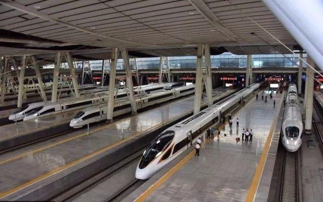 中国高铁涨价最新消息，趋势、原因及影响分析，中国高铁票价走势，涨价趋势、原因及影响深度解析