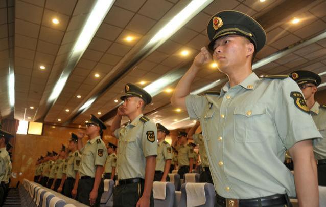 关于两个三等功士官保送提干条件的探讨,探讨二等功士官保送提干条件的双重因素解析