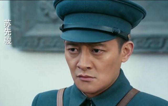 解放军第一军第一师，英勇无畏的先驱者，解放军第一军第一师，英勇先驱者的荣耀