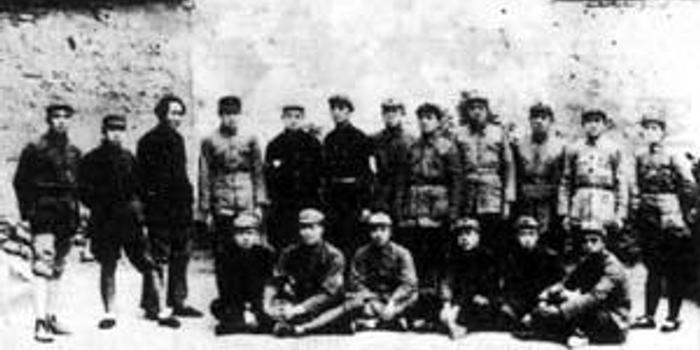 解放军第一军第一师,英勇无畏的先驱者,解放军第一军第一师,英勇先驱者的荣耀