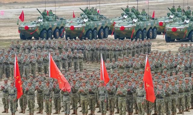 集团军是一个军吗？解析集团军与现代军队结构的关系，集团军与现代军队结构的关系解析，集团军是否等同于一个军？