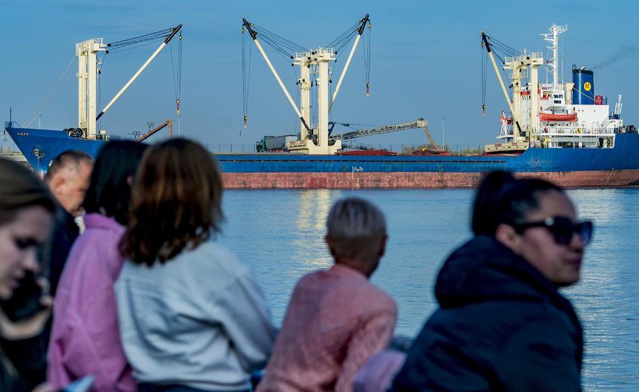 朝鲜人民军新枪,揭示未来战场的崭新力量,朝鲜人民军新枪亮相,未来战场的新生力量揭秘