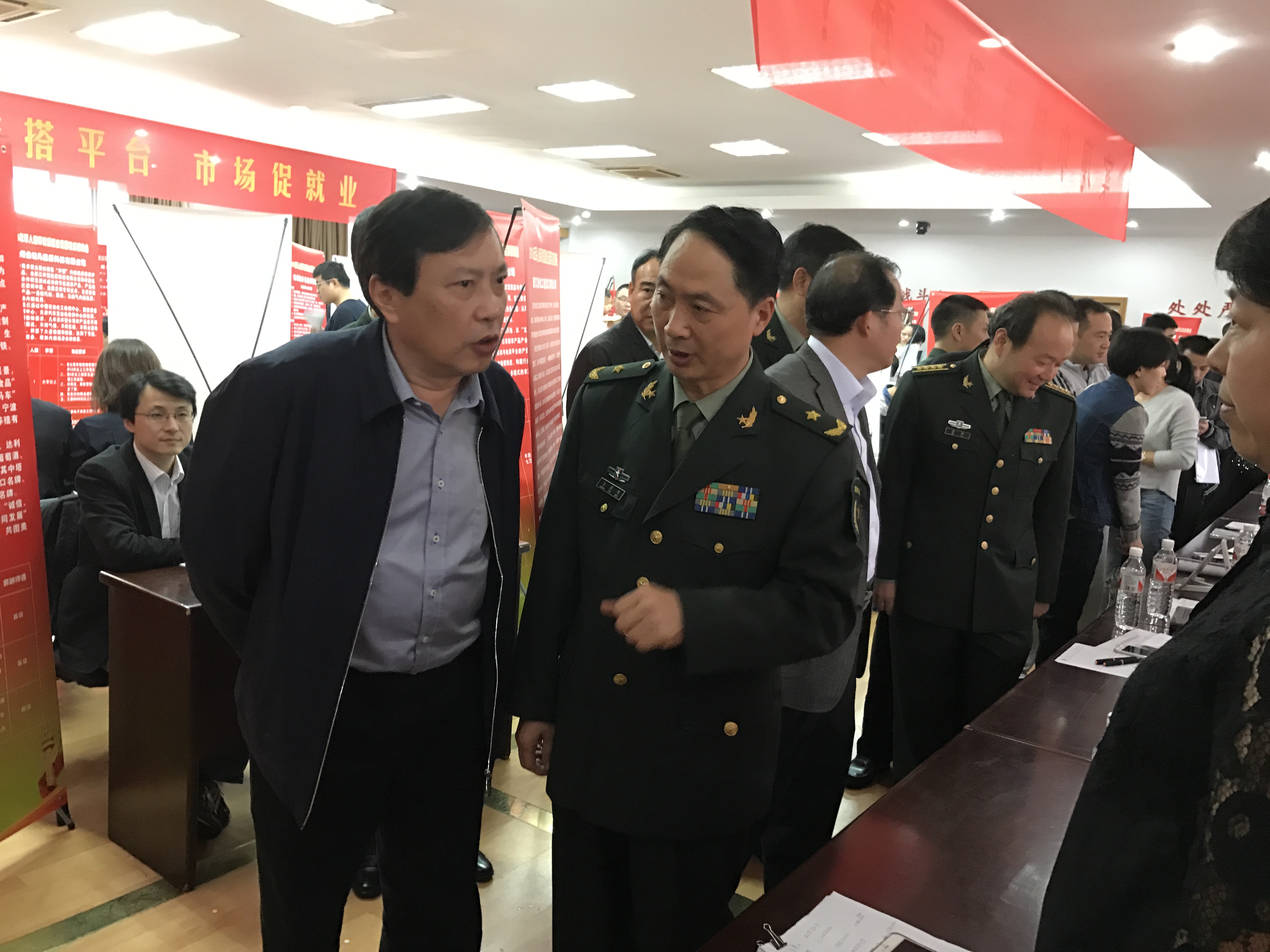 权军所长,21集团军杭州干休所的领军人物,权军所长,引领杭州干休所,展现领军风采