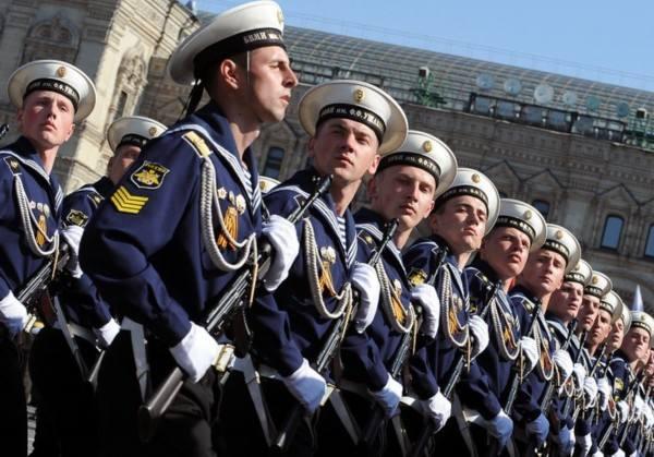 震撼人心的时刻,回顾2015红场阅兵回放,震撼瞬间再现,2015红场阅兵精彩回顾