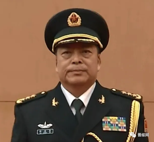 关于当前中国现役上将人数的分析与探讨，中国现役上将人数分析与探讨