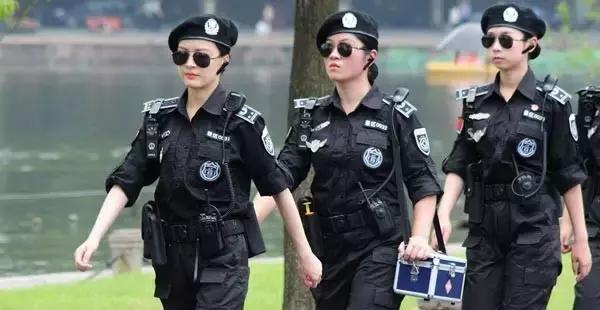 新警服亮相在即,探索未来警务装备的新篇章(2023版),未来警务装备新篇章揭秘,新警服亮相在即(2023版)