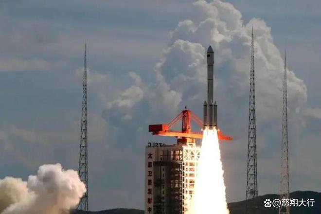 火箭太空解体,挑战与机遇共存,火箭太空解体,挑战与机遇的交织