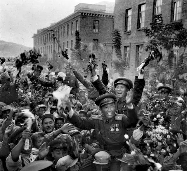 纪念抗美援朝，英勇无畏的民族精神与不屈不挠的斗争意志，抗美援朝精神，民族之魂的坚韧与斗争意志的不朽纪念