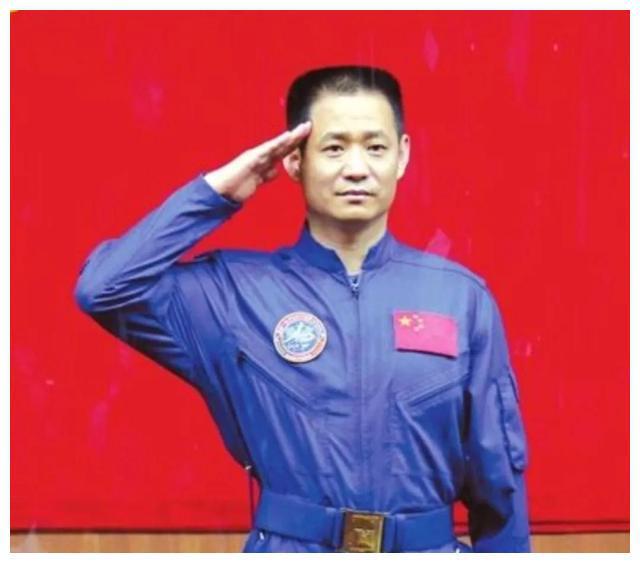 聂海胜获得的荣誉称号,中国航天事业的杰出代表,聂海胜,中国航天事业的杰出代表与荣誉获得者