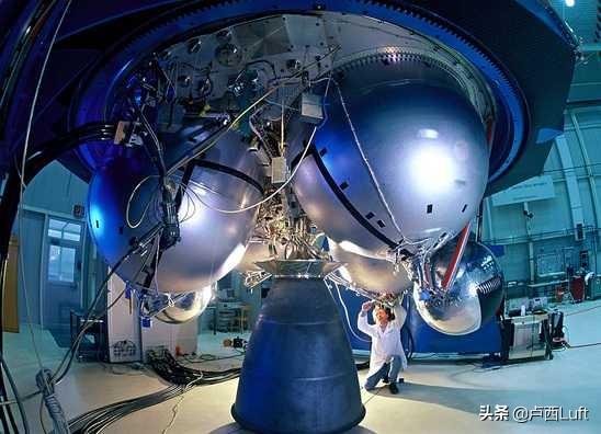 人造火箭爆炸，探索与挑战的必然之路，人造火箭爆炸，探索与挑战的必经之路