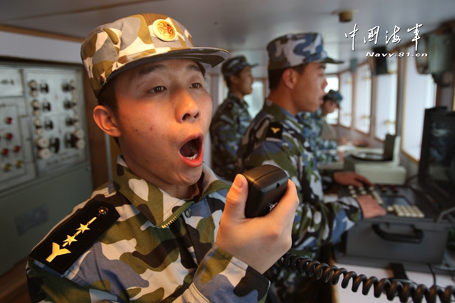海军信号兵,无声战场的守护者,海军信号兵,无声战场的静默守护者