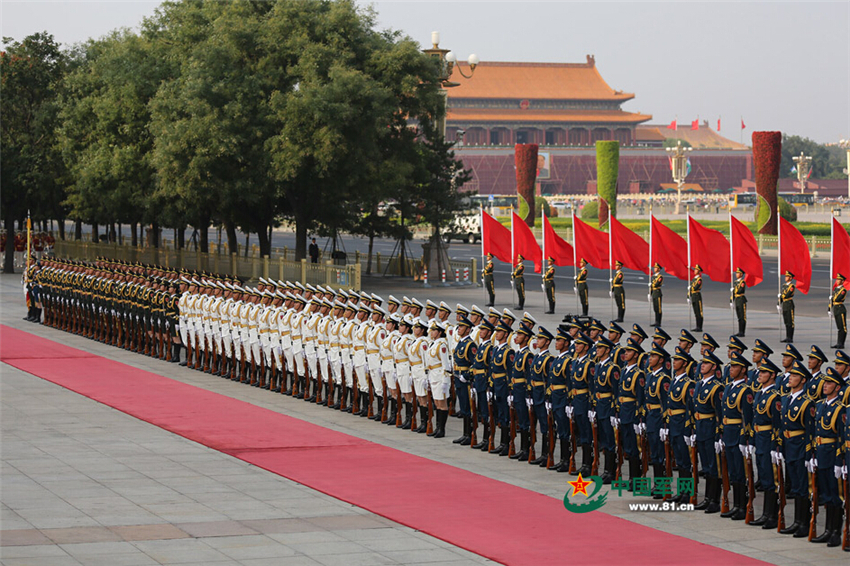 美国总统检阅三军仪仗队视频,历史、意义与影响,美国总统检阅三军仪仗队,历史、深远意义与影响回顾