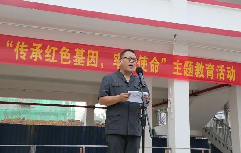 何志军，一位引领时代的杰出人物，何志军，时代引领者的杰出风采