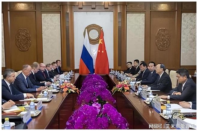 中国是否会对俄罗斯进行支援，多维度视角下的考量，中国对俄罗斯的支援考量，多维度视角下的观察