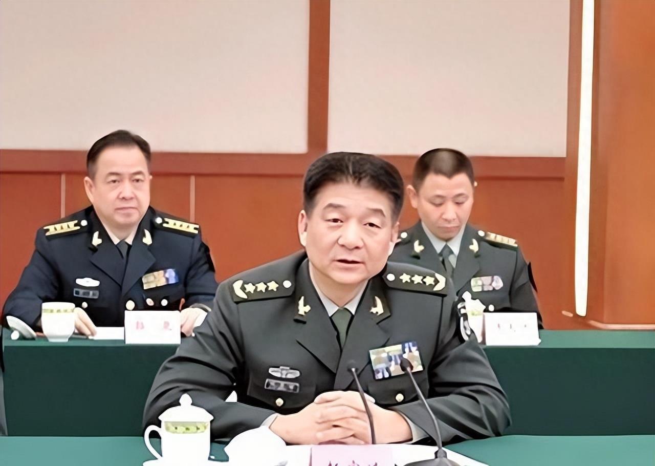 国防军事理论课的重要性及其在现代战争中的应用,国防军事理论课的重要性及其在现代战争中的实战应用探讨