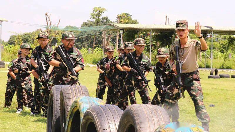 上海亮剑军事夏令营拓展训练,磨砺意志,锻造未来,上海亮剑军事夏令营,锻造意志,培育未来战士