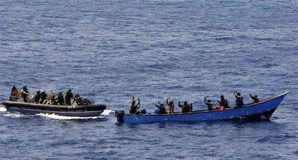 中国海军打击索马里海盗事件,彰显大国担当与海上力量,中国海军打击索马里海盗,展现大国担当与海上力量的辉煌时刻