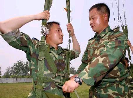 中国人民解放军空降兵第15军领导名单概览,中国人民解放军空降兵第15军领导名单全览