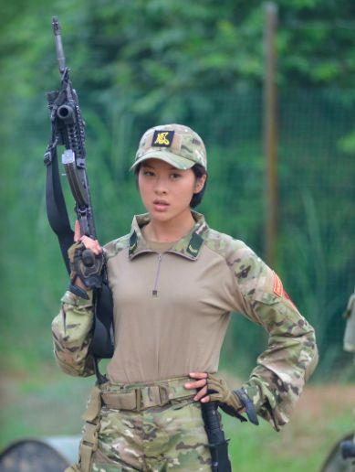 中国女特种兵之火凤凰，中国女特种兵之火凤凰传奇