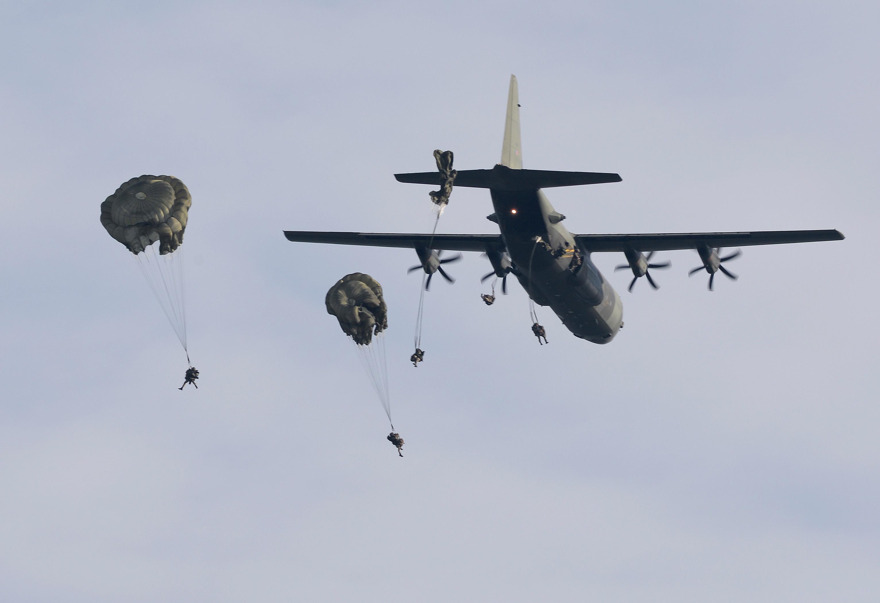 空降兵空中突击130旅,勇闯天际的先锋力量,勇闯天际的先锋力量,空降兵空中突击130旅