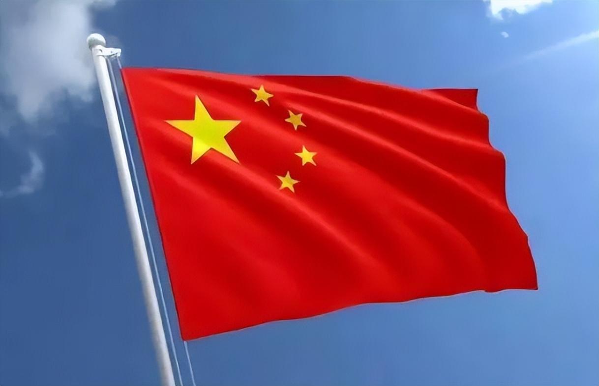 美空军出动12架轰炸机威慑我国，深度分析与观察，美空军轰炸机编队威慑行动背后的深度分析与观察，战略意图与军事动向