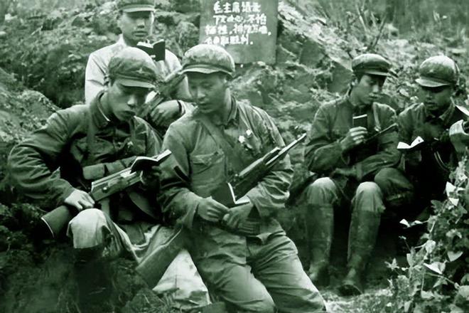 红卫兵不敢动的两个将军，历史背后的故事与启示，红卫兵不敢动的两位将军，背后的故事与深刻启示