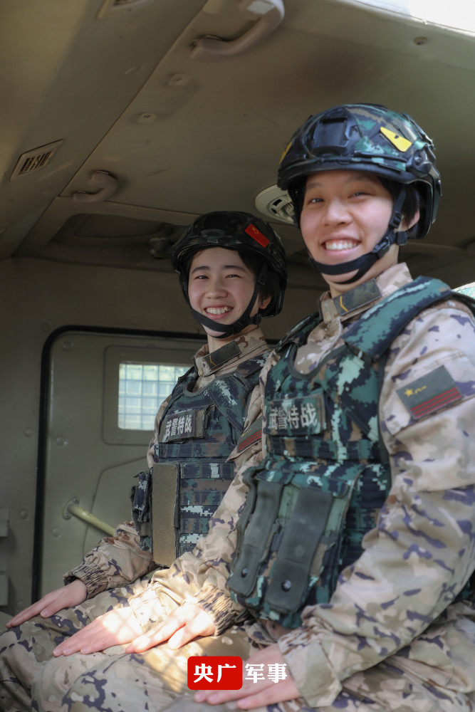 女兵87式军装图片,历史、特点与现代意义,女兵87式军装,历史特点与现代意义图解
