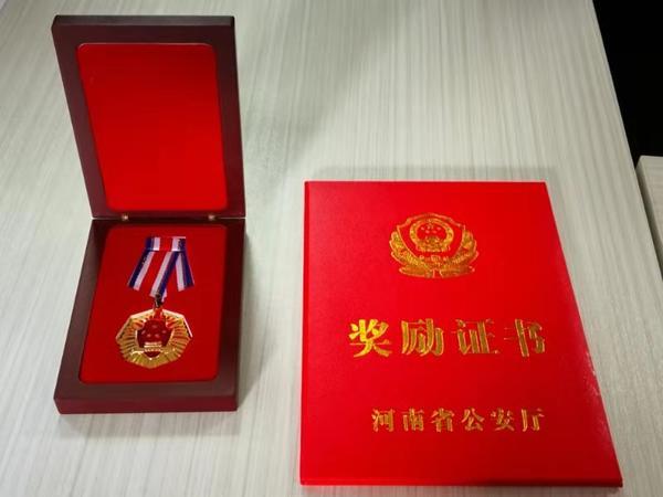 一等功退伍能否进入公安局,解析与探讨,一等功退伍军人的公安局入职解析与探讨