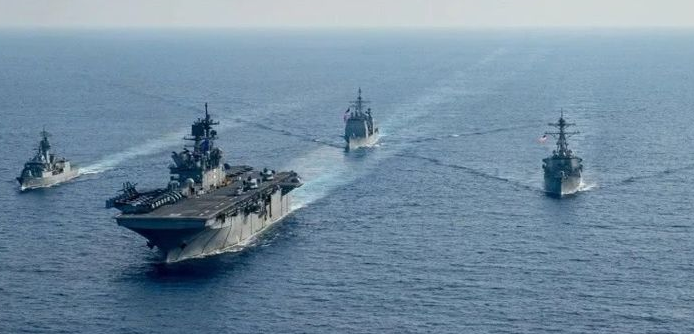 揭秘军舰785号，一艘现代化战舰的传奇故事，揭秘军舰传奇，785号现代化战舰的故事