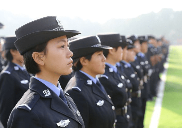 女生报考警校的要求与条件，女生报考警校的要求与资格详解