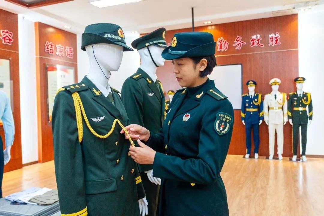 深入了解07式资历章，深入了解，07式资历章的奥秘与特点