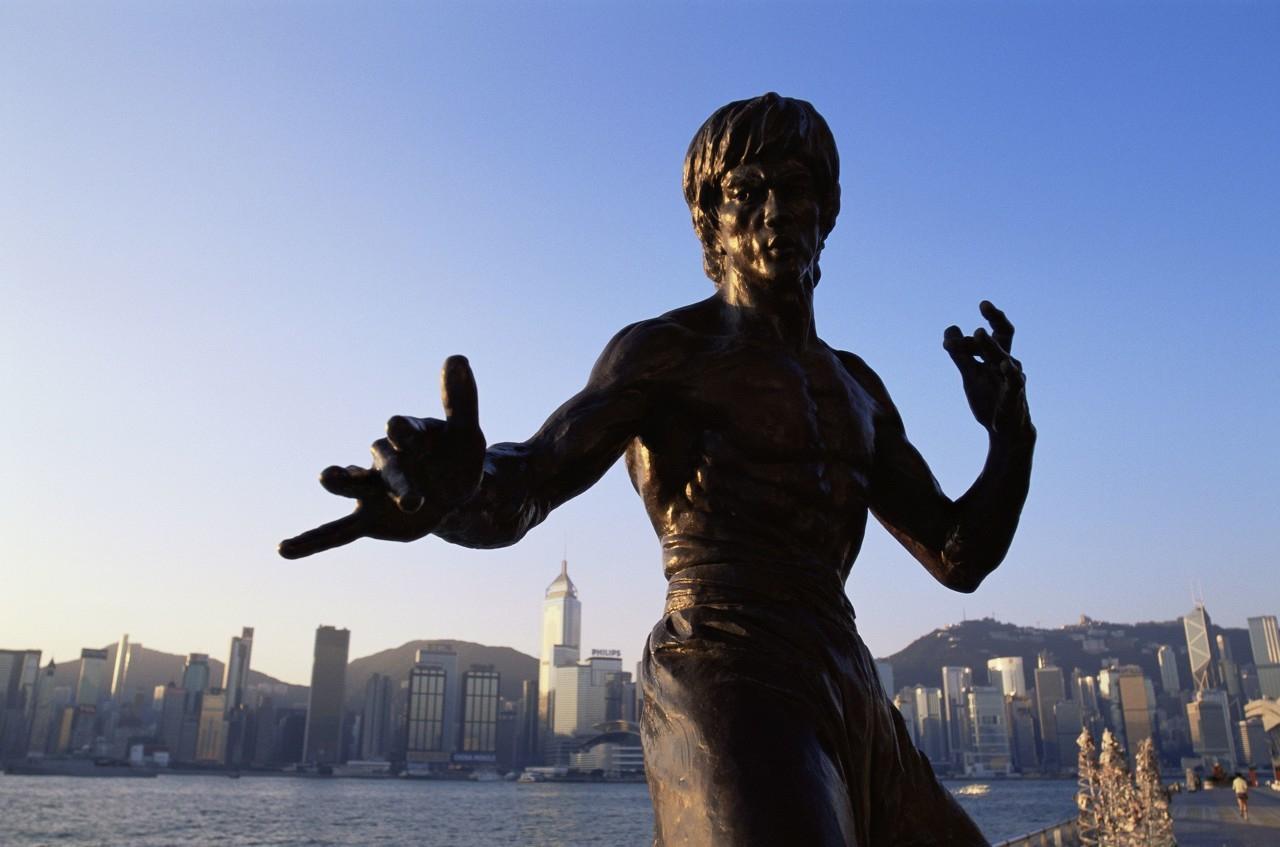 中美南海开战的电影，揭示纷争背后的深层意义，中美南海纷争背后的深层意义，一部揭示开战真相的电影