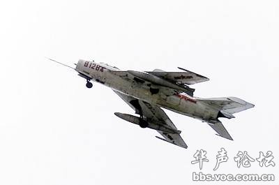 歼6飞机尺寸，深度解析与探讨，深度解析，歼-6战斗机的尺寸与特性探讨